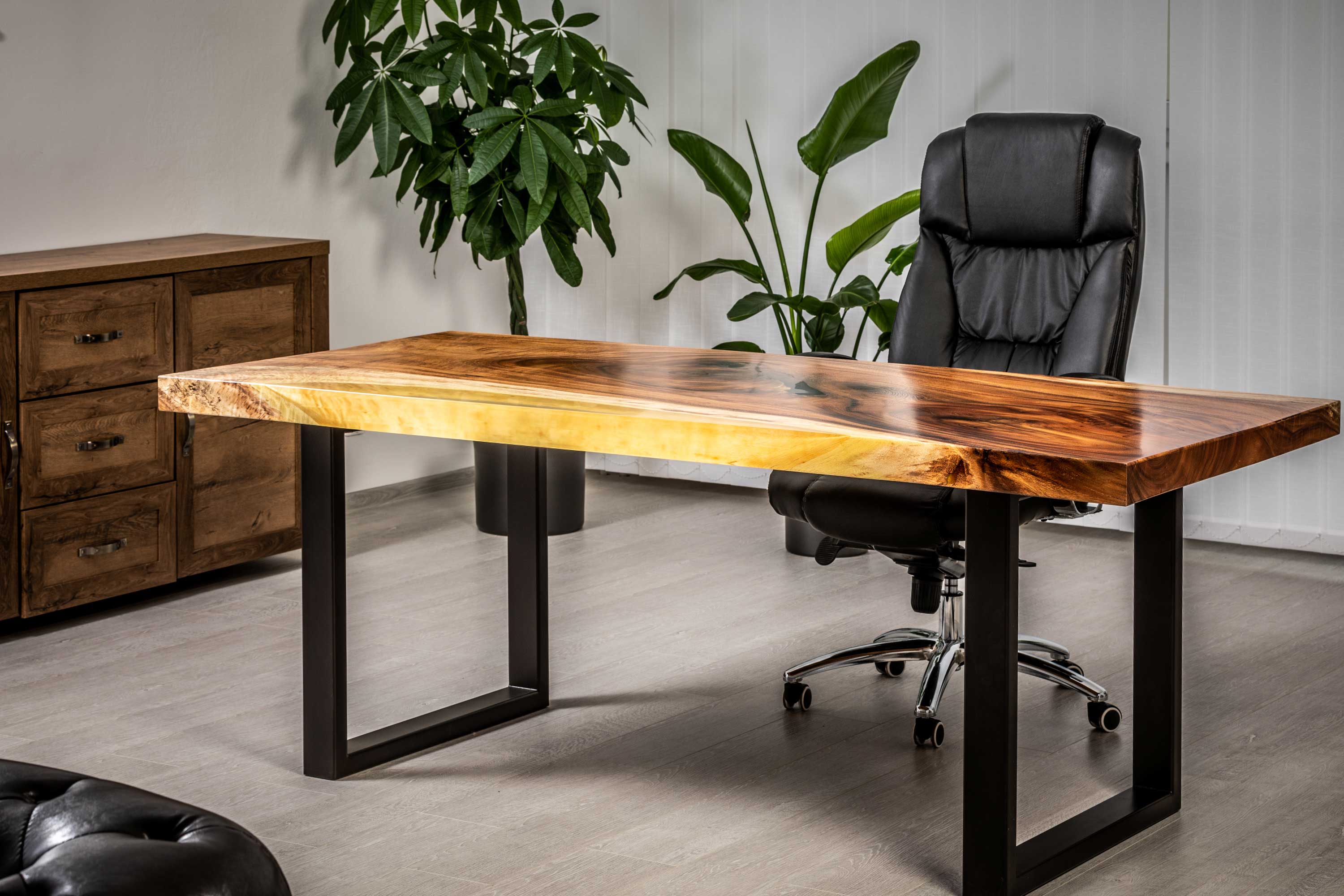 Working table PI-201